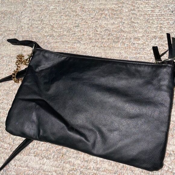 black & cream cross body purse - Picture 8 of 16